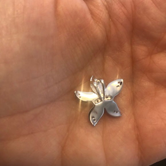 Sterling Flower Pendant and Earrings Set - Picture 3 of 6